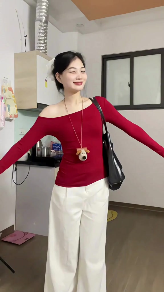 BARE_Áo Lệch Vai Kiểu Dài Tay Ôm Body Quyến Rũ Chất Thun Borip Mềm Mịn Cho Nữ_A405 Women Top | BigBuy360 - bigbuy360.vn