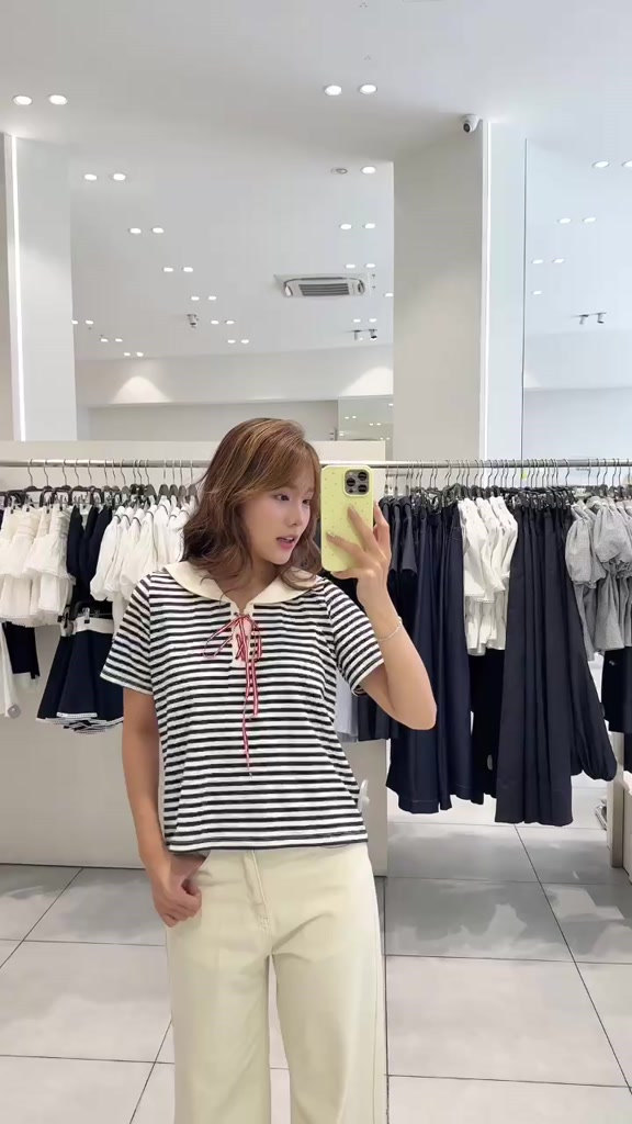 Áo peplum tay phồng cổ bẻ phối viền THE C.I.U, áo kiểu sơ mi dáng ôm chất denim thanh lịch - Namy Top | BigBuy360 - bigbuy360.vn