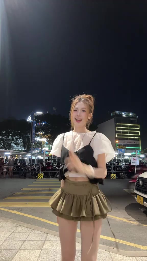 [VIDEO/ LOẠI 1] CHÂN VÁY KAKI TẦNG Y2K HÁCH DÁNG DÁNG XÒE CÓ LÓT QUẦN 4 MÀU KÈM DÂY ĐAI 2MONDAY CV16 | BigBuy360 - bigbuy360.vn