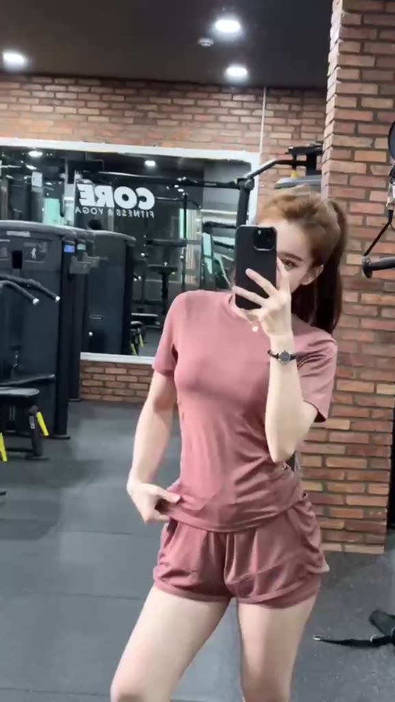 Bộ tập gym nữ áo phù bụng quần 2 lớp, quần áo tập gym yoga aerobic chạy bộ, đạp xe pickleball nữ chất đẹp( Ng40) | BigBuy360 - bigbuy360.vn