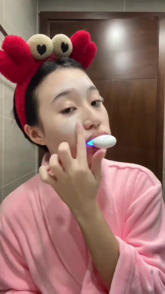 [GIÁ 638K TẠI LIVE SHOP] Trắng răng Smilee Extra, bộ kit làm trắng răng từ 2-6 tone sau một liệu trình. Hàng chính hãng | BigBuy360 - bigbuy360.vn