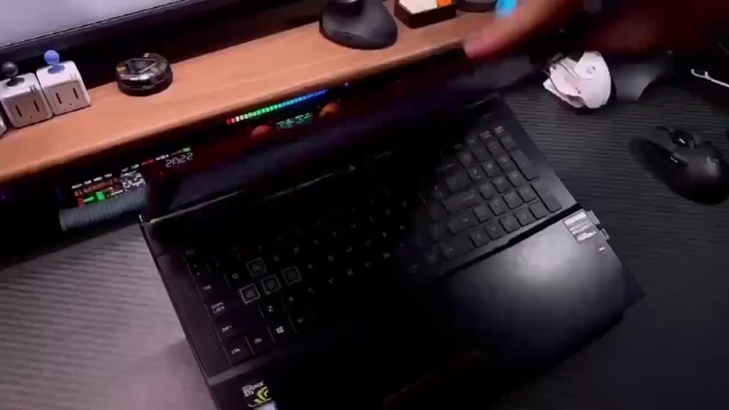 Máy Tính Xách Tay Đứng,Giá Đỡ Macbook Laptop Nhôm Giá Đỡ Di Động Mini Gấp Gọn Cho Máy Tính Xách Tay | BigBuy360 - bigbuy360.vn