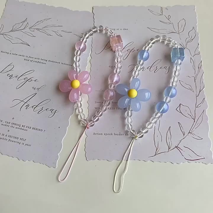 Dây chuyền điện thoại di động đính cườm màu kẹo hoa tình yêu acrylic-SN | BigBuy360 - bigbuy360.vn