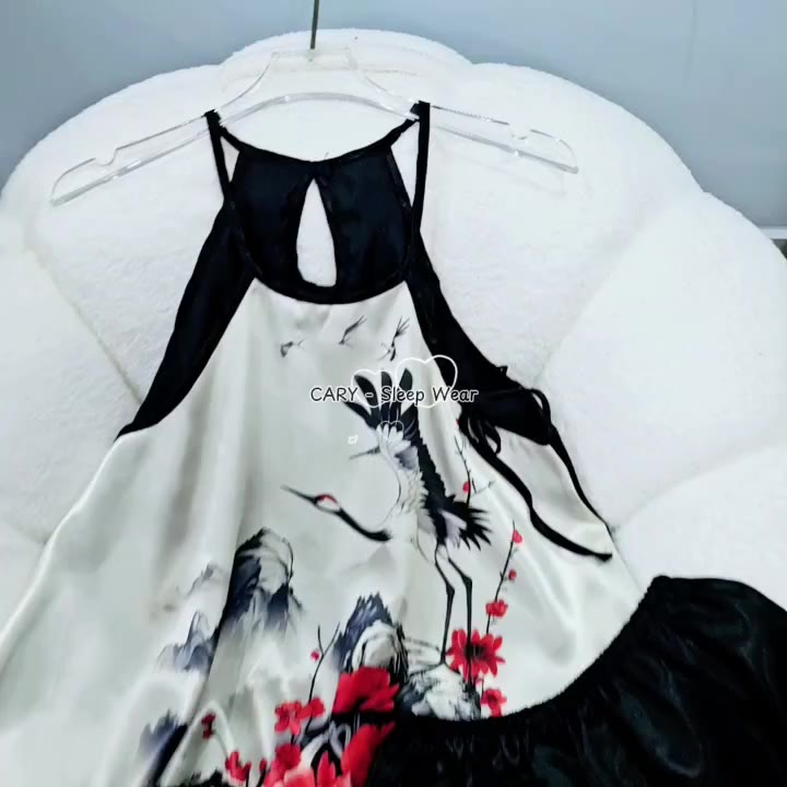 Đồ ngủ sexy 2 dây, bộ ngủ lụa phi, set đồ mặc nhà yếm in họa tiết 3D gợi cảm CARY | BigBuy360 - bigbuy360.vn