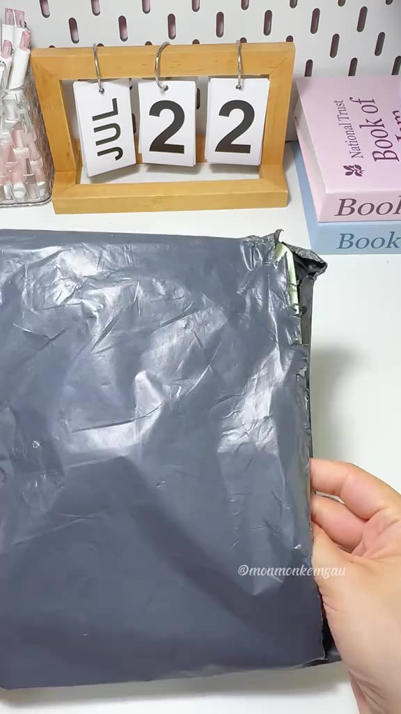 NEAU Ombré Pure 4D Khẩu Trang Chống Nắng Tia UV 99% Không Lem Son Thoáng Khí Kháng Khuẩn UVCool Mask MS401 | BigBuy360 - bigbuy360.vn