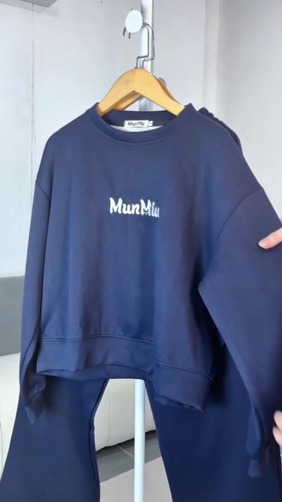 Set đồ nỉ nữ BIGSIZE Banamo Fashion áo sweatshirt phối quần suông ống rộng cạp chun dây rút mặc ở nhà đi chơi 145 | BigBuy360 - bigbuy360.vn