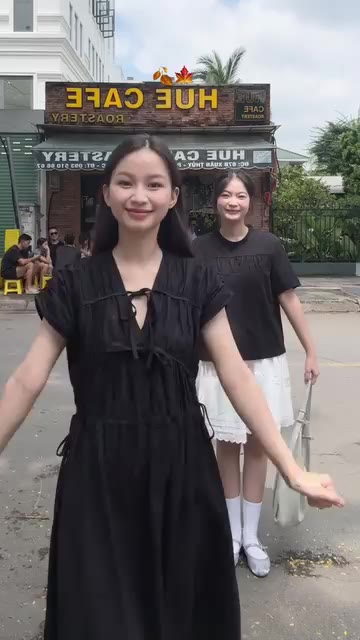 DOB - Váy dáng suông cổ V rút nhúng Moca Dress | BigBuy360 - bigbuy360.vn