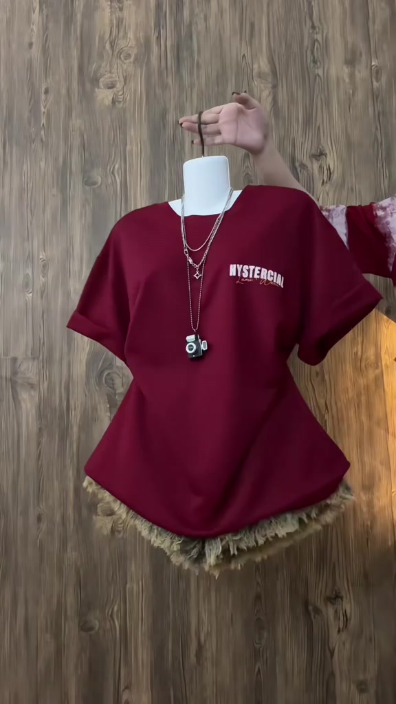 (DEAR) Aó thun Form Boxy Nam Nữ, Unisex Local Brand Lumi Wear, Aó thun in 2 mặt HYSTERCIAL, Chất Polyester Cổ Tròn | BigBuy360 - bigbuy360.vn