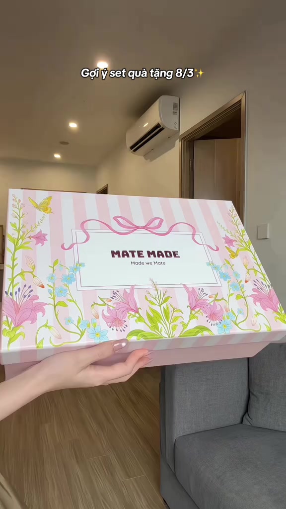 Set Quà Tặng MATE MADE Luna Moment Box, Túi Xách Tay Luna Kèm Charm, Vòng Tay, Hộp Quà Hồng (Tặng Bạn Thân, Bạn Gái) | BigBuy360 - bigbuy360.vn