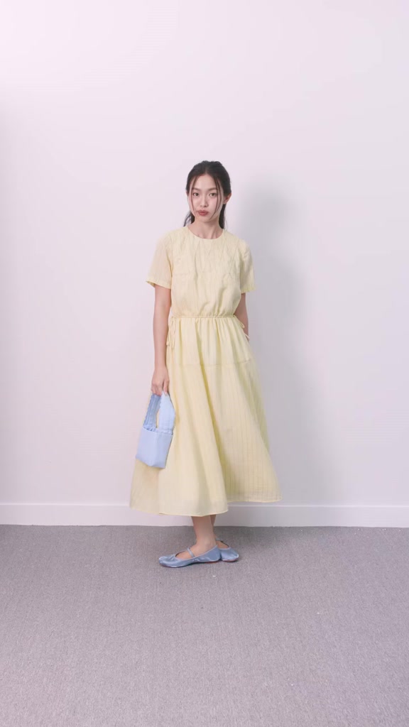 Đầm suông thêu dáng dài eo có dây rút Butter Striped Midi Embro Dress phù hợp mọi dịp OLV | BigBuy360 - bigbuy360.vn