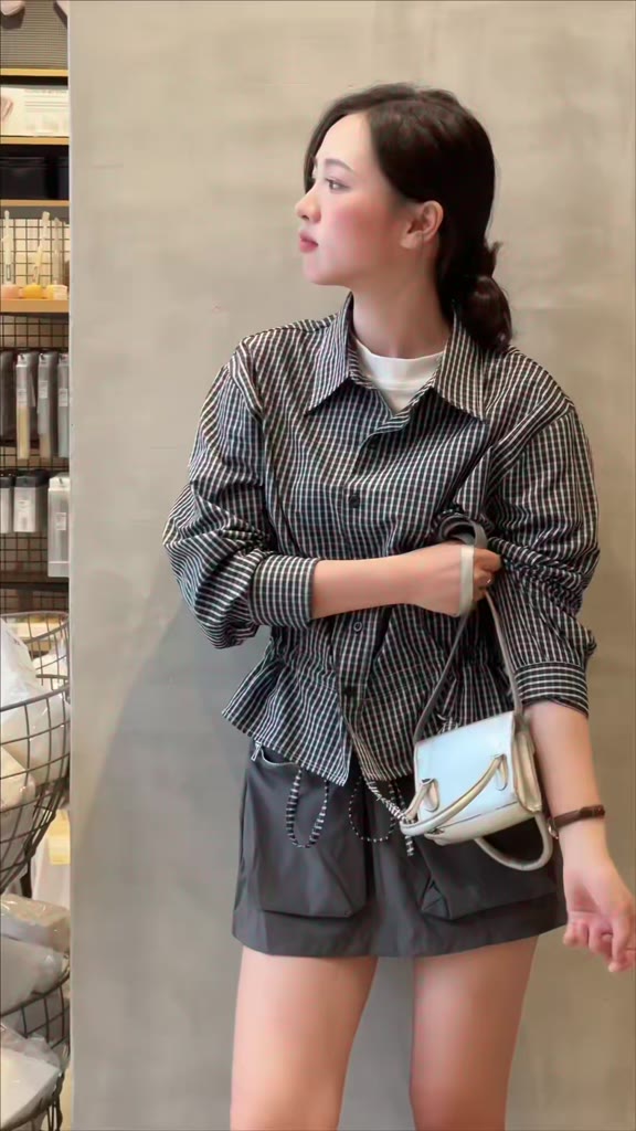 Áo sơ mi kẻ caro dáng vừa dây rút eo xoè 2026 Miho House | BigBuy360 - bigbuy360.vn