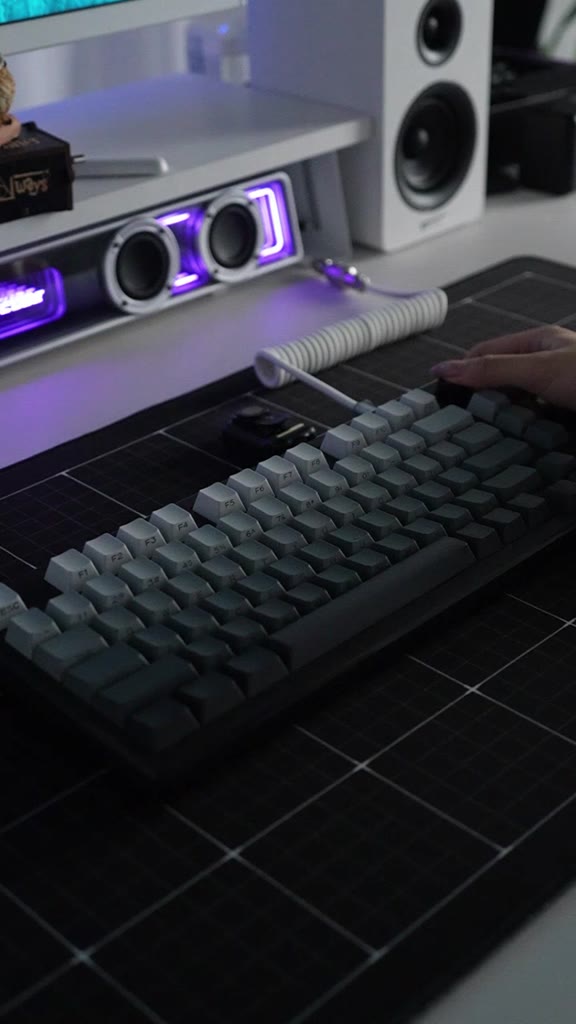 Bàn Phím Có Dây FURYCUBE IP75, 75% Layout, PBT Bền Đẹp, RGB Nhẹ Nhàng, Win&macOS, Núm Xoay Tiện Lợi | BigBuy360 - bigbuy360.vn