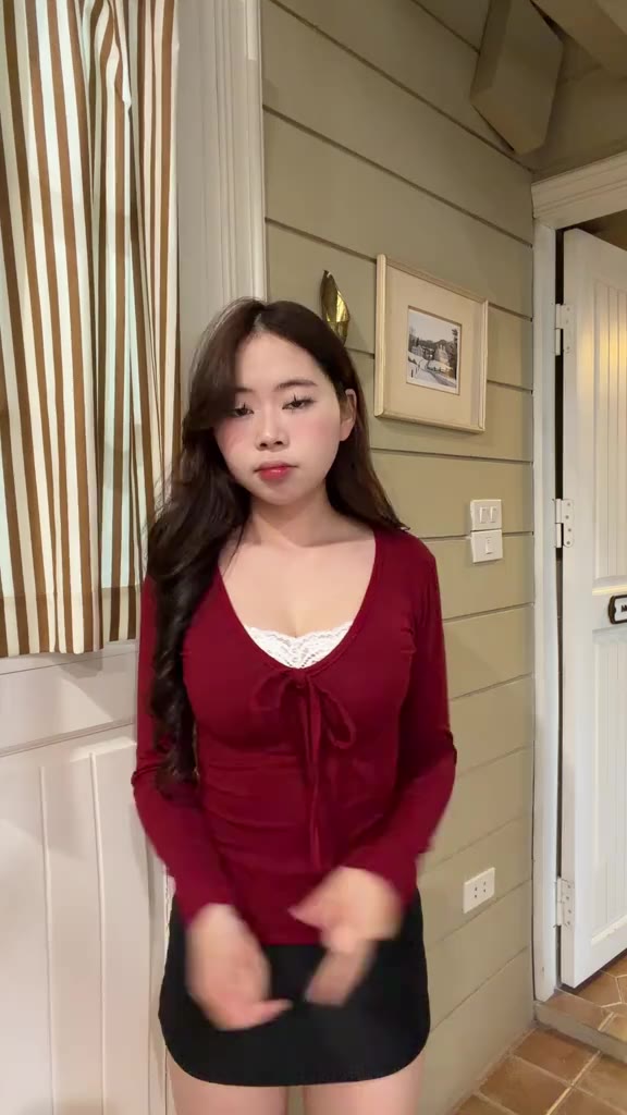 [TAY DÀI] Áo Thun Kiểu Nữ Dài Tay Có Dây Thắt Nơ Xinh Xắn Phối Cổ Viền Ren Mềm Quảng Châu Trend - Giáng Sinh2025 | BigBuy360 - bigbuy360.vn
