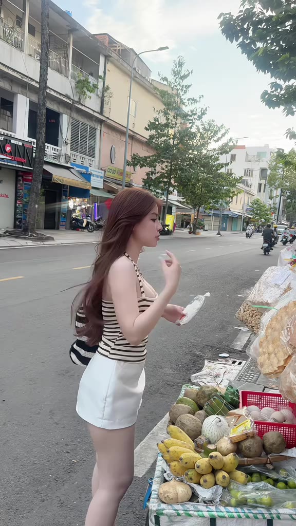 Áo Ống Sọc Kẻ Ngang Kèm Dây Yếm, Áo Quây Ôm Body, Cotton Mịn, Co Giãn, Mềm Mại - Giveme.clothing_saigon | BigBuy360 - bigbuy360.vn