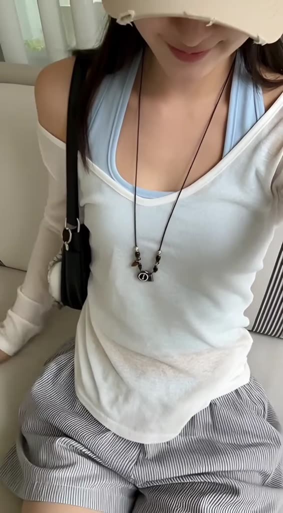 [SET 2 MÓN] Set Áo Thun Giấy Đi Biển Kèm Áo Yếm Choàng Cổ Phong Cách Hàn Quốc Phù Hợp Mùa Hè Giveme.clothing_saigon | BigBuy360 - bigbuy360.vn