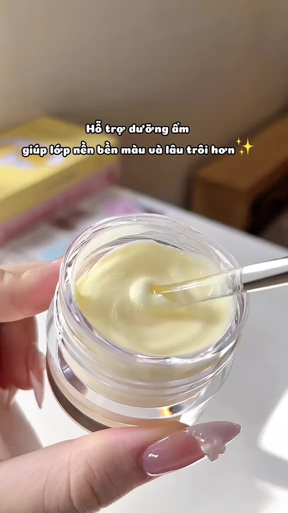[KOL] JUDYDOLL Kem lót Makeup Base Dưỡng ẩm Kiềm dầu Lâu Trôi Chống Xuống Tông 30g | BigBuy360 - bigbuy360.vn