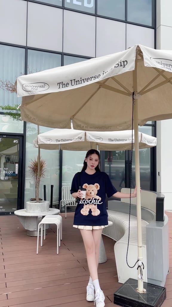 Áo Thun Oversize ECOCHIC B255 Hình Gấu Nâu Dễ Thương Form Rộng Chất Liệu Cotton Cao Cấp Mềm Mịn | BigBuy360 - bigbuy360.vn