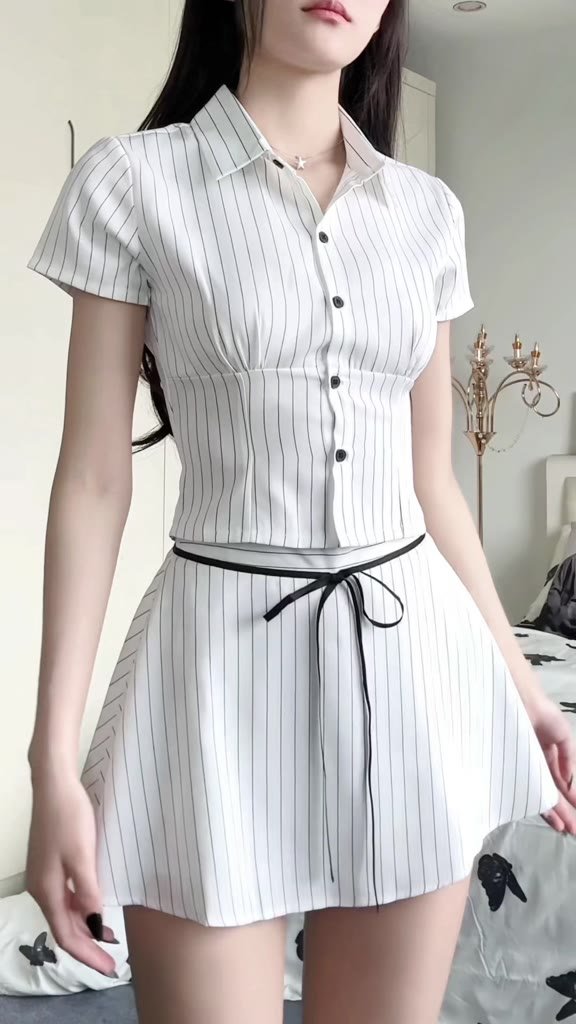 DALLA Áo sơ mi phom ngắn nhún ngực (SM18) Azrael Shirt | BigBuy360 - bigbuy360.vn
