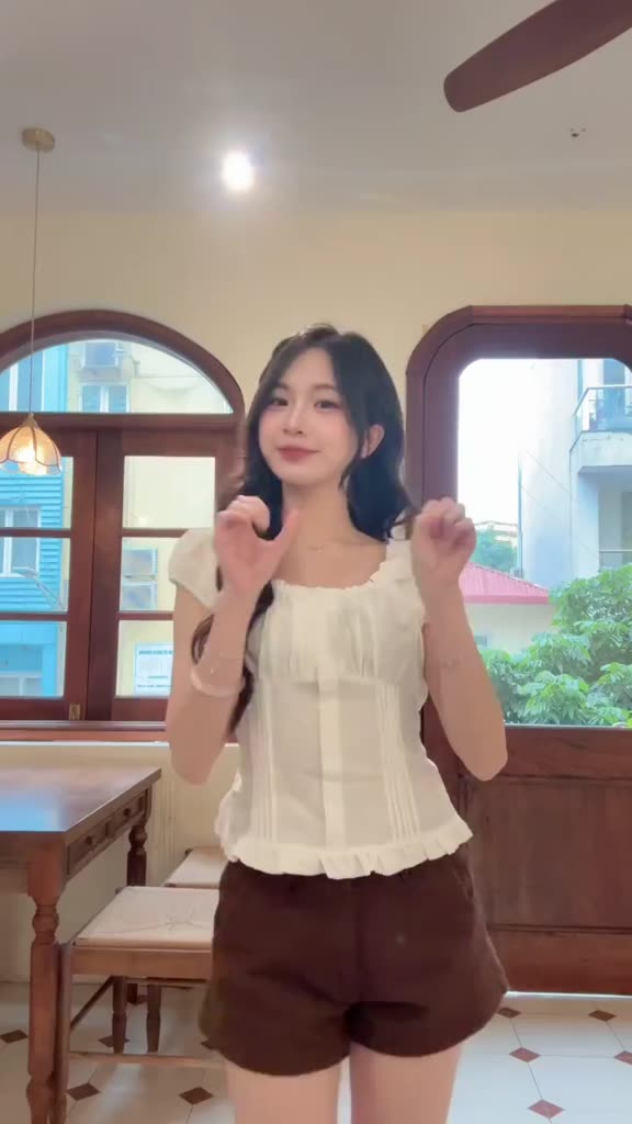 𝙏𝒉𝙖𝒐𝙫𝒊_𝑼𝙡𝒍𝙯𝒂𝙣𝒈// Áo Thô Tay Bồng Trễ Vai Kèm Dây Thắt Eo - Áo Tay Bồng Buộc Eo Dễ Thương Cho Chị Em A594 | BigBuy360 - bigbuy360.vn