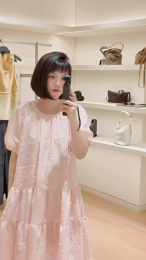 PETBYCHANG - Lovie Lace Dress - Váy Babydoll Ren Hoa Dáng Suông Tiểu Thư Hàn Quốc | BigBuy360 - bigbuy360.vn
