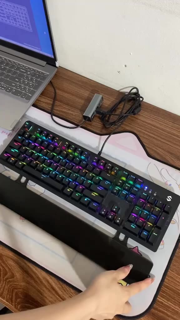 Bàn phím cơ gaming Black Shark K104 Tặng kèm kê tay tháo rời - Led RGB - Antighosting full phím - Khung viền kim loại | BigBuy360 - bigbuy360.vn