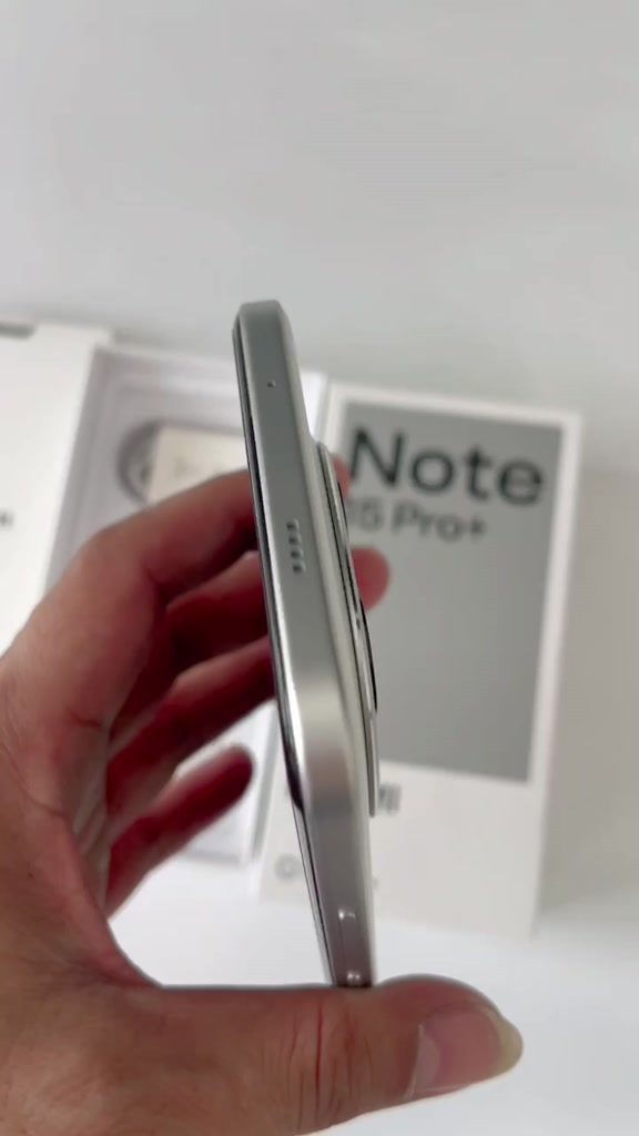 Điện thoại Xiaomi REDMI Note 15 Pro Plus (Snapdragon 7s Gen 4 - Pin 7000mAh) | BigBuy360 - bigbuy360.vn