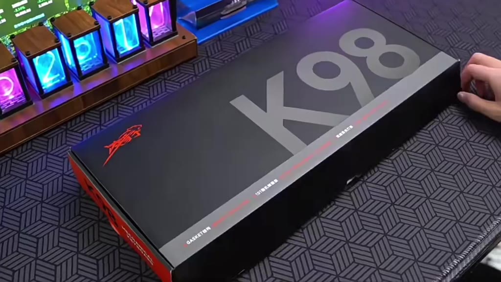 Bàn phím cơ không dây LINGBAO K98 - Mạch xuôi - LED RGB 3 chế độ kết nối pin 5000mAh- 10000mAh | BigBuy360 - bigbuy360.vn