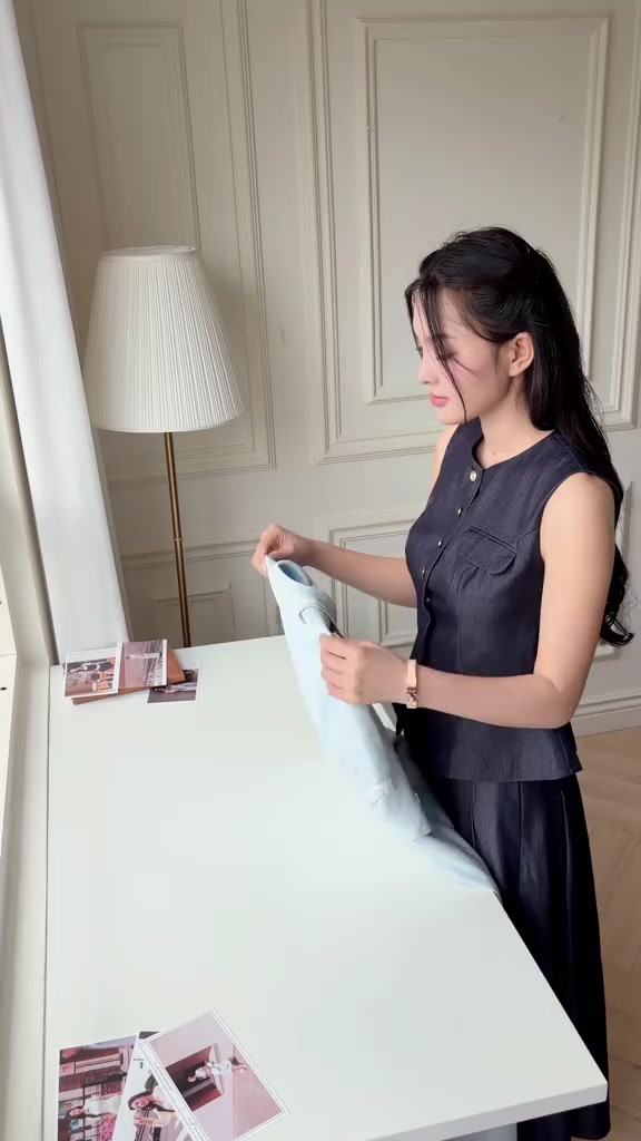 (City In Motion) Váy linen giả set phối dây viền, váy thiết kế thanh lịch tôn dáng thời trang Calie VX431 | BigBuy360 - bigbuy360.vn