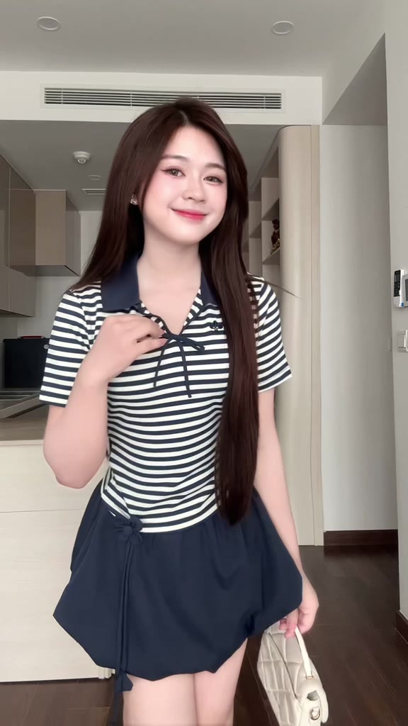 Áo thun nữ len tăm kẻ sọc cổ V phối nơ, áo kiểu nữ tiểu thư thêu hoa Linly store A-AT17 | BigBuy360 - bigbuy360.vn