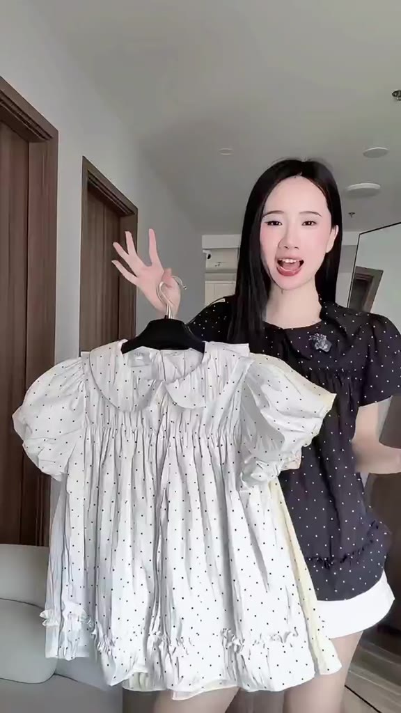 [MỞ BÁN] ÁO SƠ MI BABYDOLL CỔ PETER PAN PHỐI NƠ VIỀN BÈO TIỂU THƯ CHẤT GIÓ NHĂN DÁNG SUÔNG CHO NỮ m6612 | BigBuy360 - bigbuy360.vn