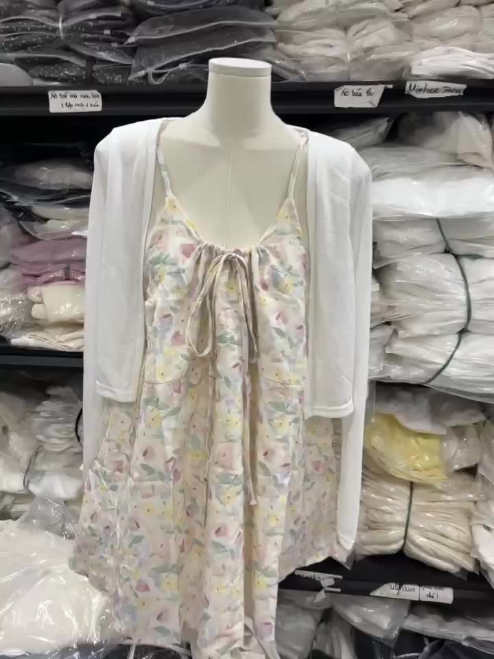 [Hàng sẵn] SET VÁY HAI DÂY BABYDOLL THÔ HOA HỒNG MIX ÁO CARDIGAN TRẮNG MỎNG NGỌT NGÀO | BigBuy360 - bigbuy360.vn