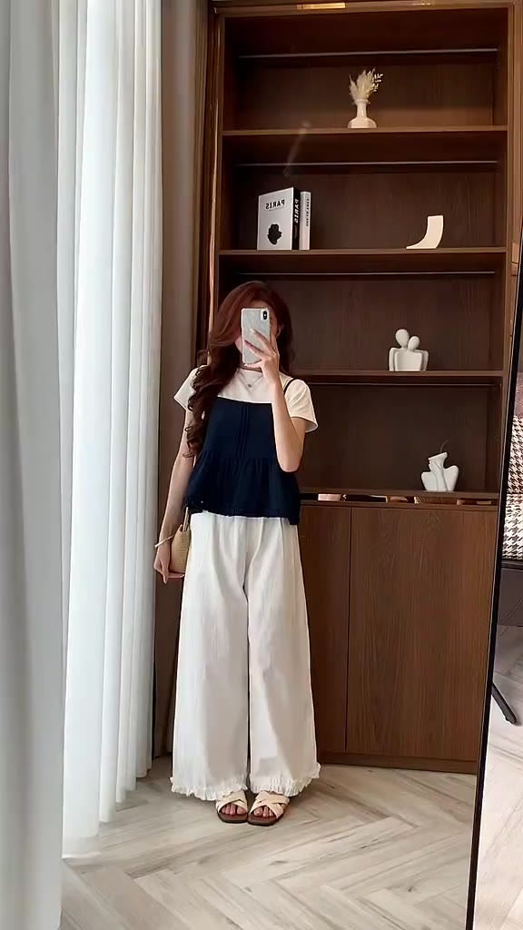 Set Đồ Nữ Áo Thun Trơn Cộc Tay Kèm Áo 2 Dây Xếp Ly Viền Bèo S800 Su Chang Thời Trang Nữ | BigBuy360 - bigbuy360.vn