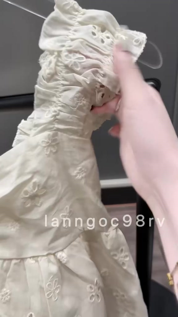 Áo Hai Dây Babydoll Chất Thô Boi Buộc Nơ – Áo 2 Dây Tiểu Thư Vintage Hàn Quốc Siêu Xinh | BigBuy360 - bigbuy360.vn