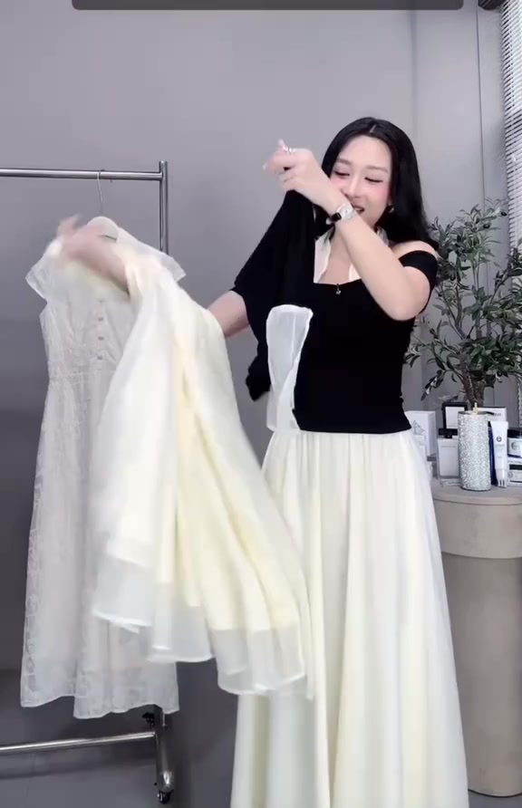 Set Váy Nữ - Set Áo Trễ Vai Cổ Yếm Mix Chân Váy Maxi Voan Tơ 2 Lớp Tôn Dáng Che Khuyết Điểm HK Shop9720 | BigBuy360 - bigbuy360.vn