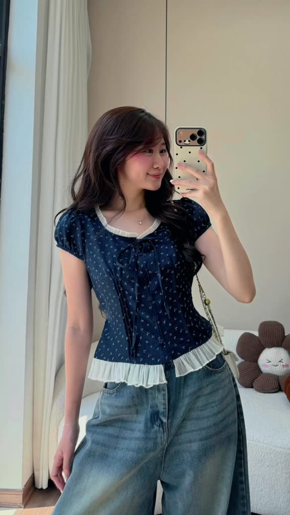 Áo Babydoll Hoa Nhí Phối Viền Tơ Bèo Cổ Nơ A927 Su Chang Thời Trang Nữ | BigBuy360 - bigbuy360.vn