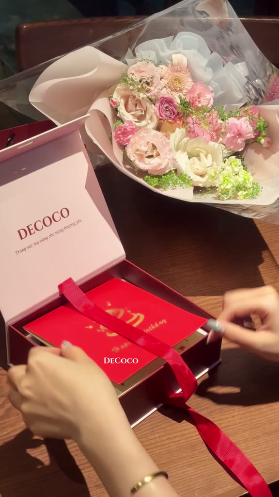 Set vòng cổ & vòng tay BLESS cỏ 4 lá hoa mai đính đá DECOCO ACC  ( kèm Túi giấy + Hộp + Thiệp ) | BigBuy360 - bigbuy360.vn