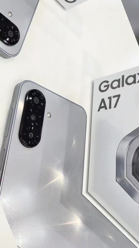 (Nguyên Seal) Điện thoại Samsung Galaxy A17 4G (8GB + 128GB) - Hàng Chính Hãng Bảo Hành 12 Tháng | BigBuy360 - bigbuy360.vn