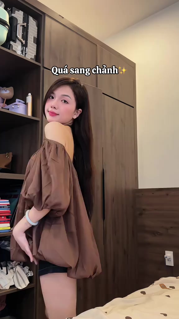 ( Hàng L1) Áo kiểu nữ  Mặc 2 kiểu trễ vai voan tơ bồng bềnh, dáng bí mềm mại Bồng Bềnh Top. | BigBuy360 - bigbuy360.vn