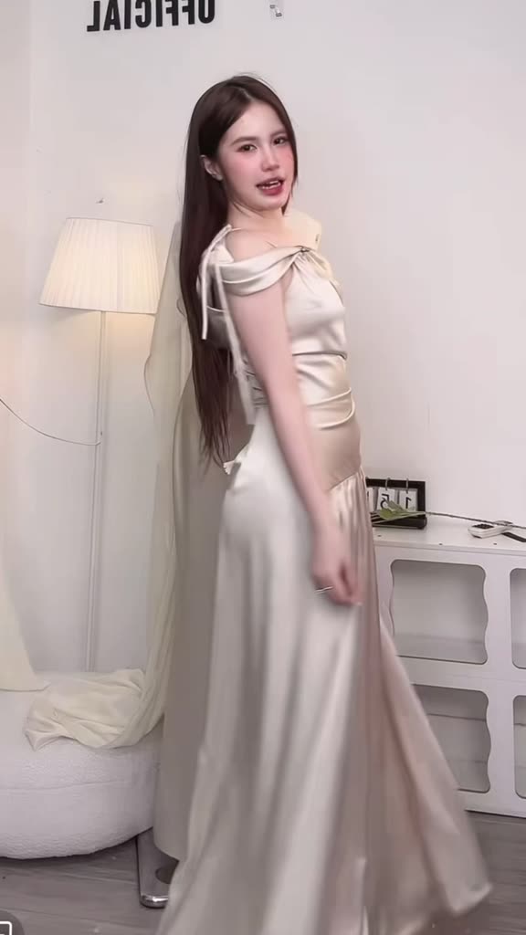 Đầm Lụa Dạ Hội Lệch Vai Dáng Xoè Mềm Mại Tôn Dáng Sang Trọng NV837 Váy Lụa Dang Maxi Cách Điệu Nhúng Eo | BigBuy360 - bigbuy360.vn