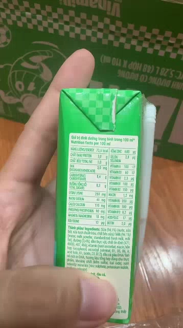 Sữa Vinamilk ADM có đường 110ml | BigBuy360 - bigbuy360.vn