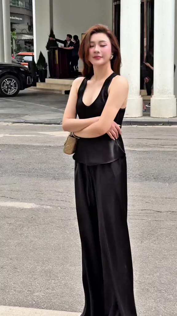 Quần Lụa nữ ống suông HHVINTAGE kiểu lưng thun ống rộng chất Lụa bóng A23 | BigBuy360 - bigbuy360.vn
