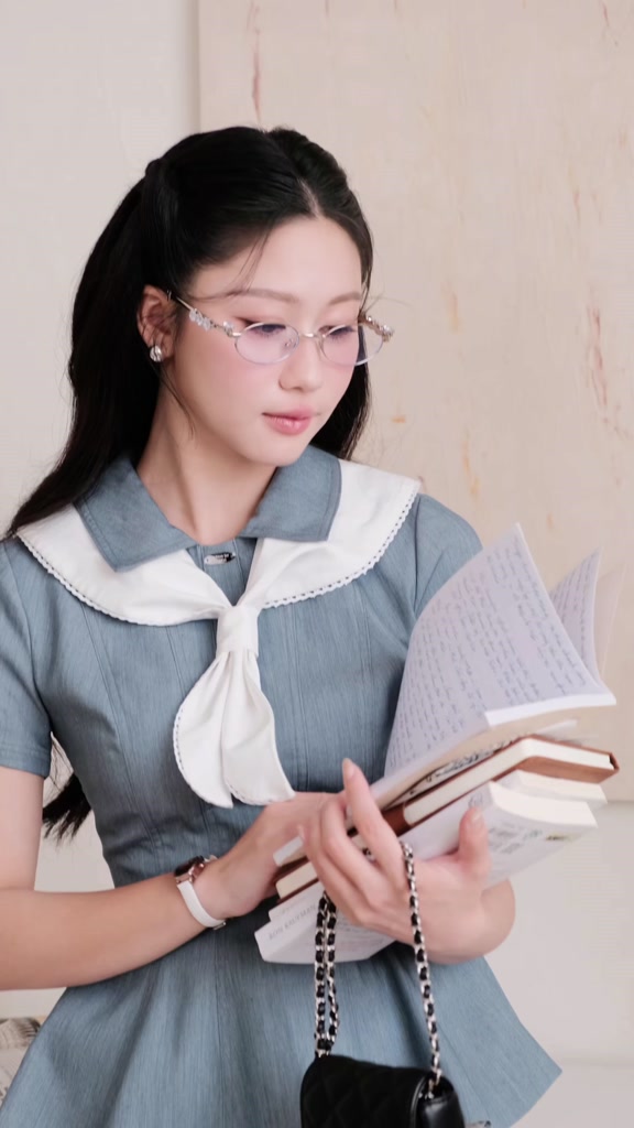 (Timeless Muse) Áo thô tùng peplum phối khăn viền ren, chất liệu cao cấp, form chiết eo tôn dáng thời trang Calie ACC634 | BigBuy360 - bigbuy360.vn