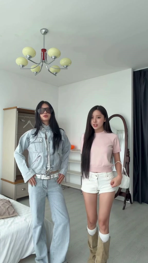 Calem.Club - Áo len dệt kim tay ngắn COLORWAY KNIT thêu chữ co giãn mềm mại tay raglan mặc hằng ngày | BigBuy360 - bigbuy360.vn