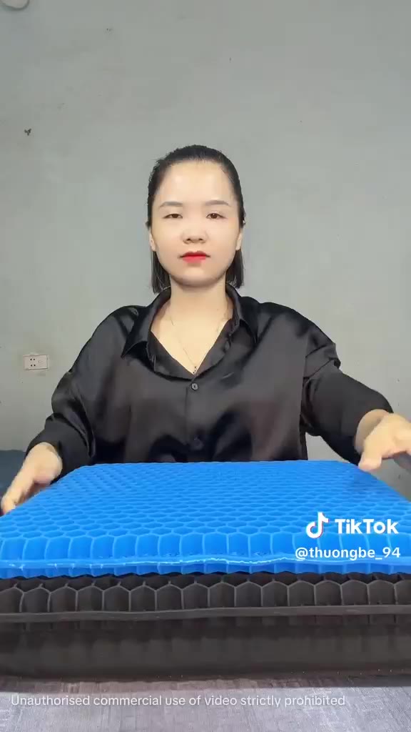 Đệm ngồi gel tổ ong 3D thoáng khí gấp gọn - Chống mỏi lưng, ghế văn phòng & ô tô | BigBuy360 - bigbuy360.vn