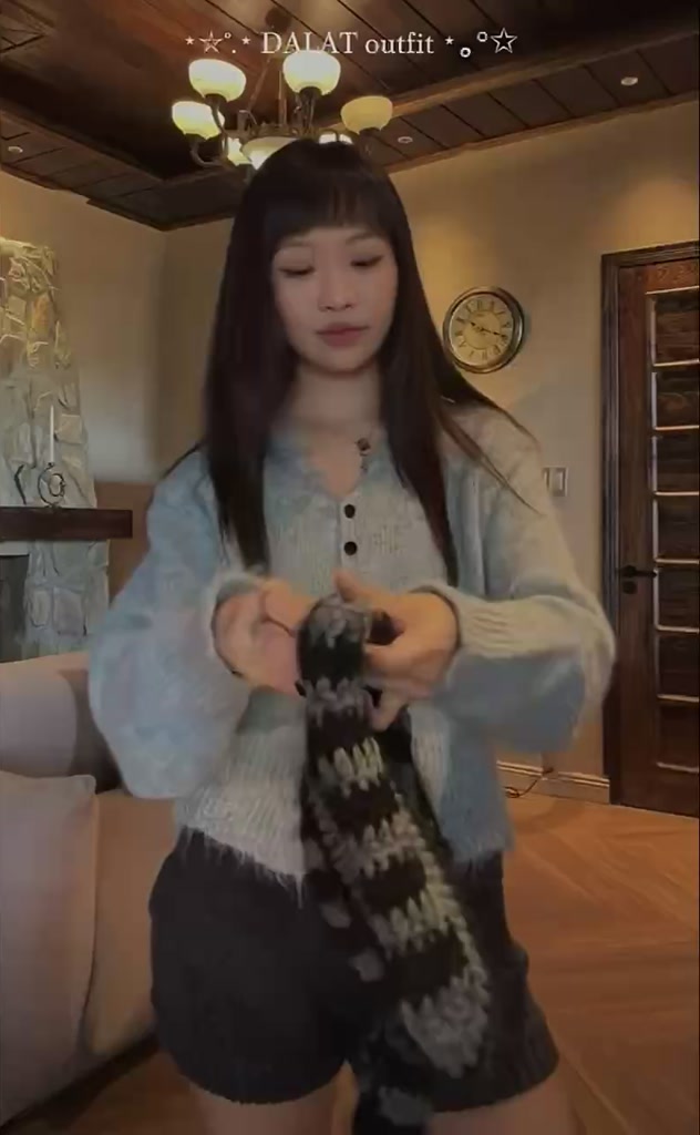 (HÀNG SẴN) Áo Len Cardigan Tay Dài Xanh Dương Siêu Hot | BigBuy360 - bigbuy360.vn