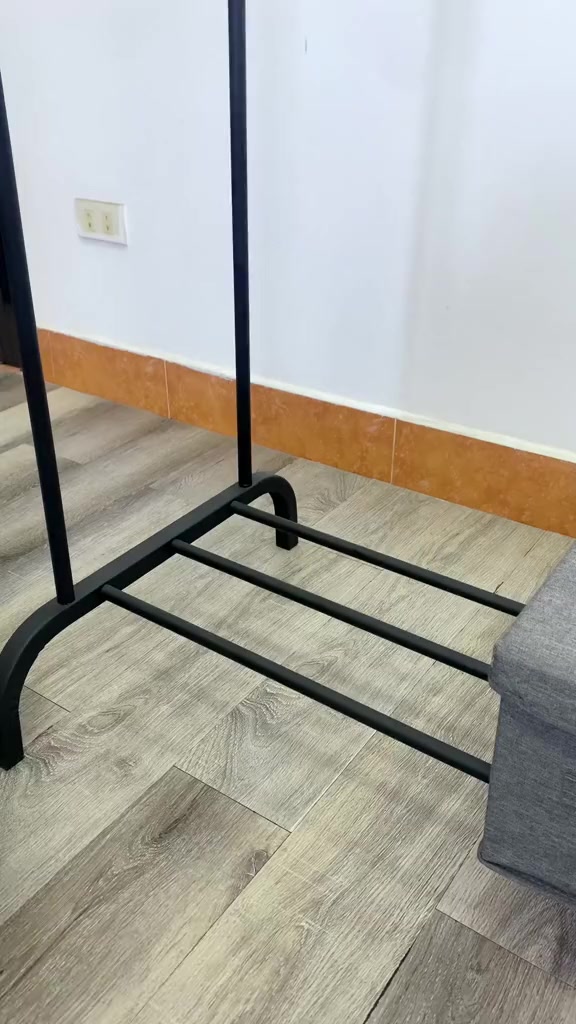 Kệ Treo Quần Áo Bằng Sắt BELLEVIE Giá Treo Quần Áo Kim Loại Chắc Chắn Tiện Lợi | BigBuy360 - bigbuy360.vn