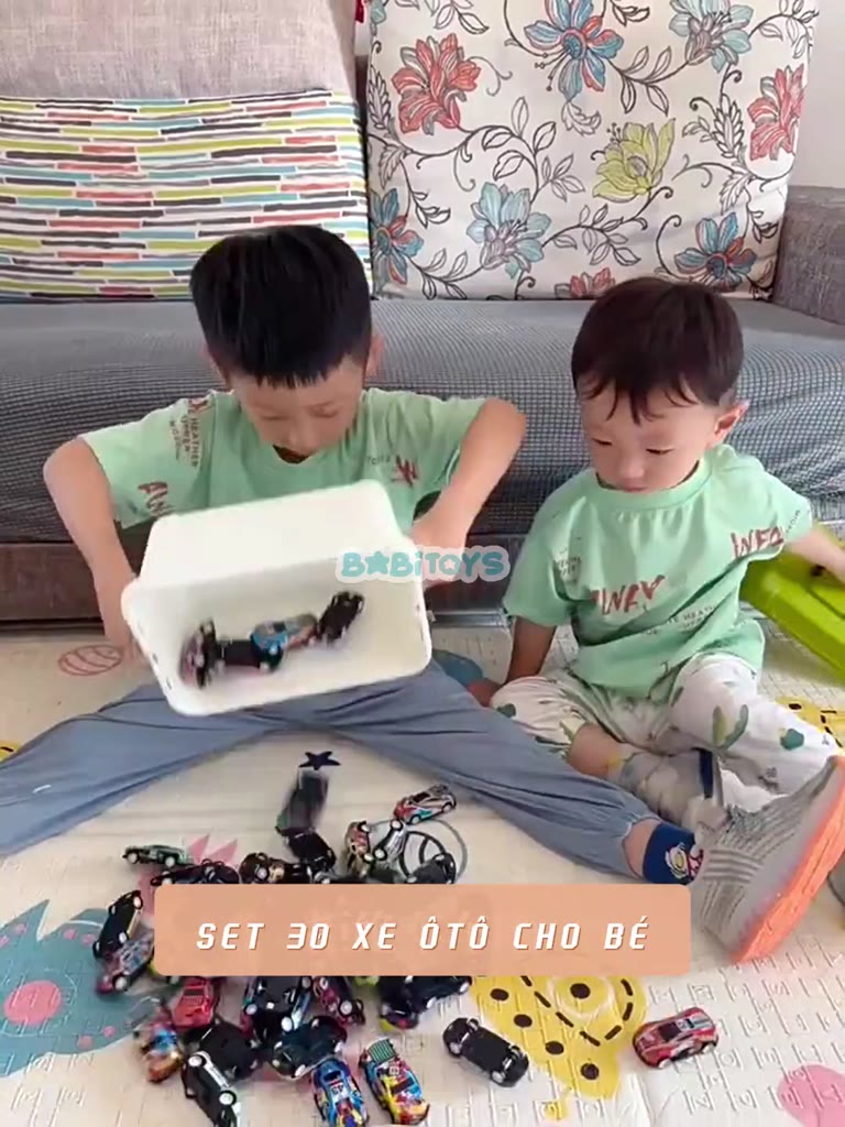 Thùng 30 xe ô tô đồ chơi hợp kim