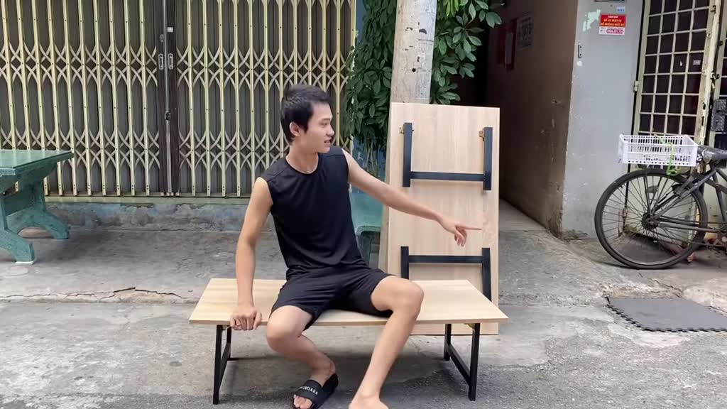 Bàn làm việc chân xếp ,gấp gọn, Ngồi bệt khung sắt dày liên kết chắc chắn, mặt bàn mdf phủ melamin chống xước hàng sịn | BigBuy360 - bigbuy360.vn