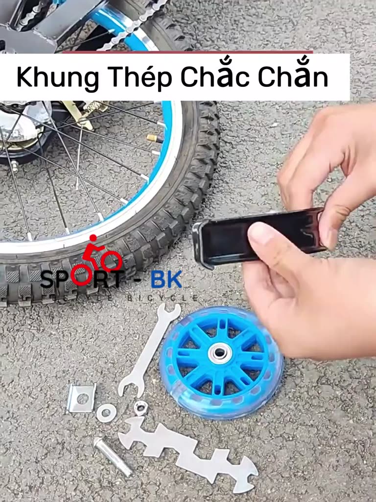 Bánh phụ xe đạp phát sáng