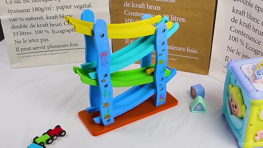 Bộ đồ chơi xe cầu trượt 4 tầng bằng gỗ cao cấp kèm 4 ô tô cho bé